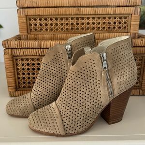 Rag & Bone Margot Boot 37 stucco suede perforated